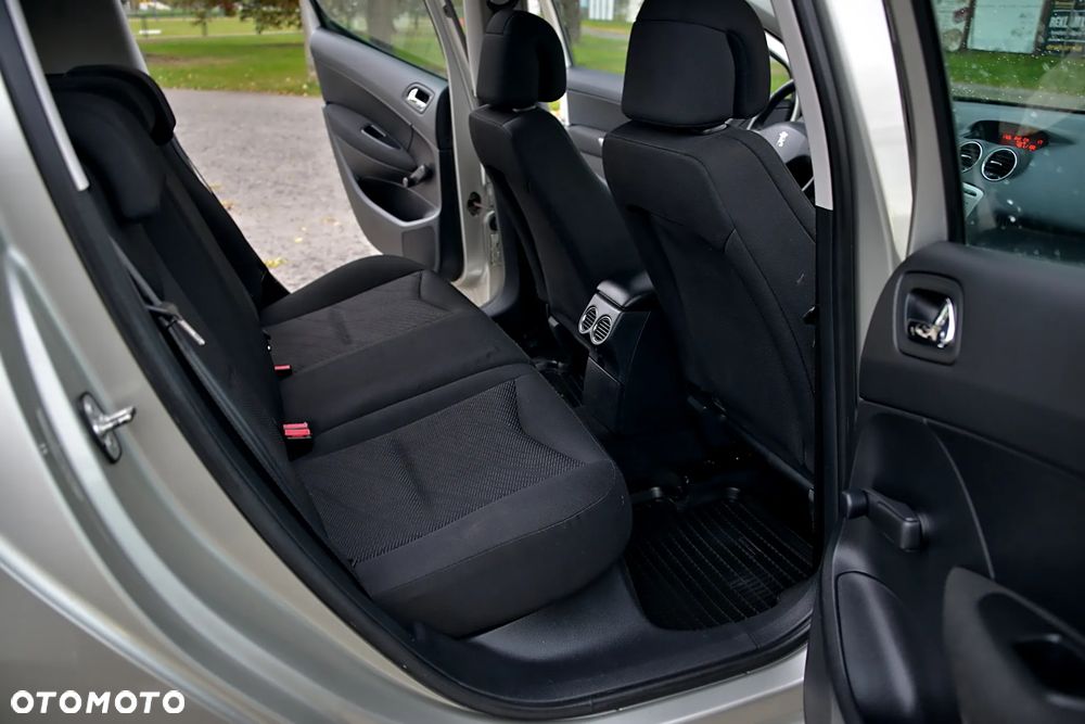 Peugeot 308 - 30