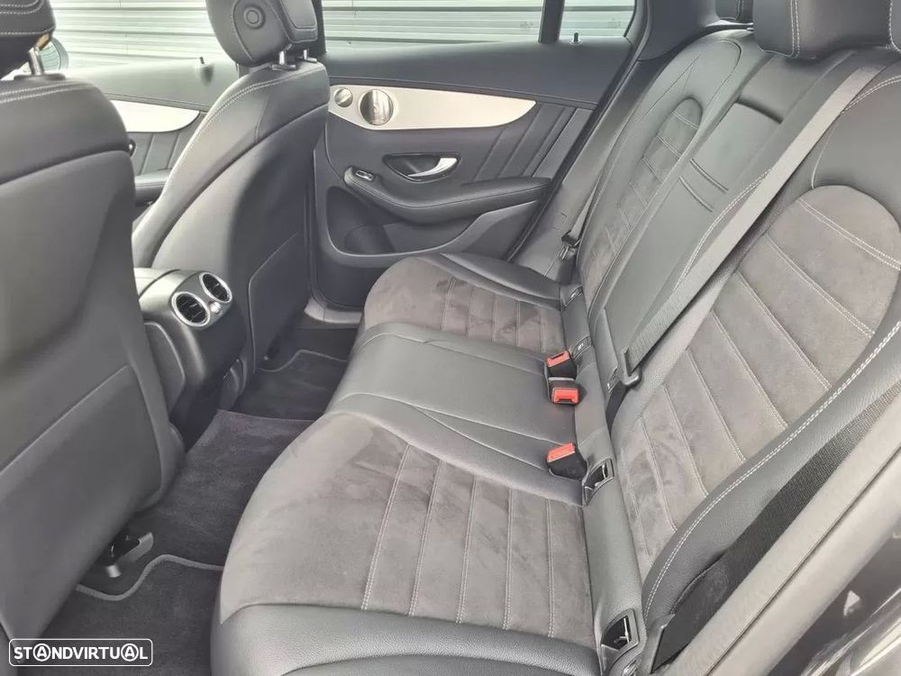 Mercedes-Benz GLC 300 de 4Matic - 30