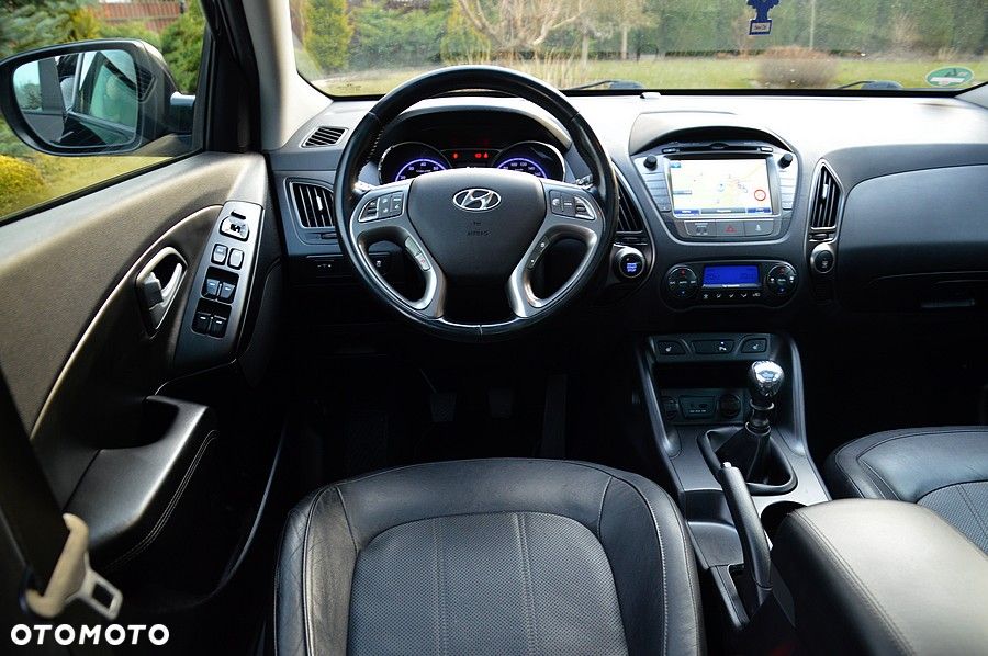 Hyundai ix35 1.6 2WD Fifa World Cup Edition - 31