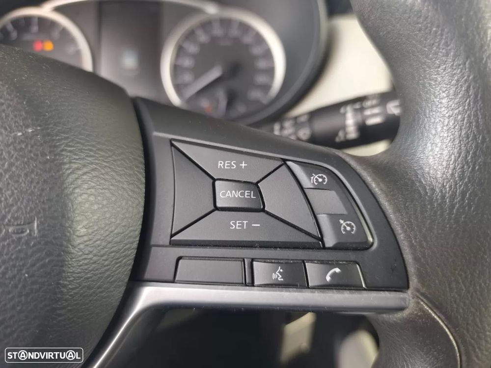 Nissan Micra 1.0 G Acenta - 14