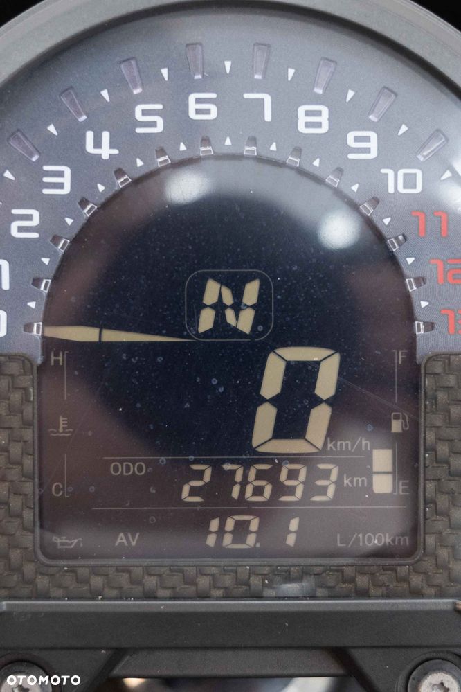 Kawasaki Z 900 - 19