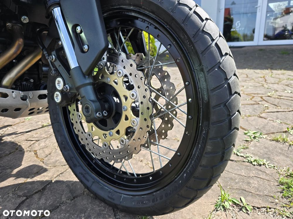 Yamaha XT - 22