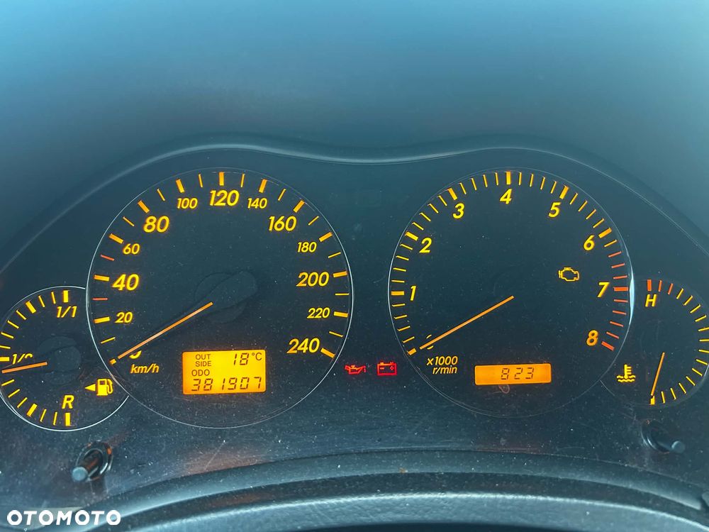 Toyota Avensis 1.8 VVT-i Sol - 7