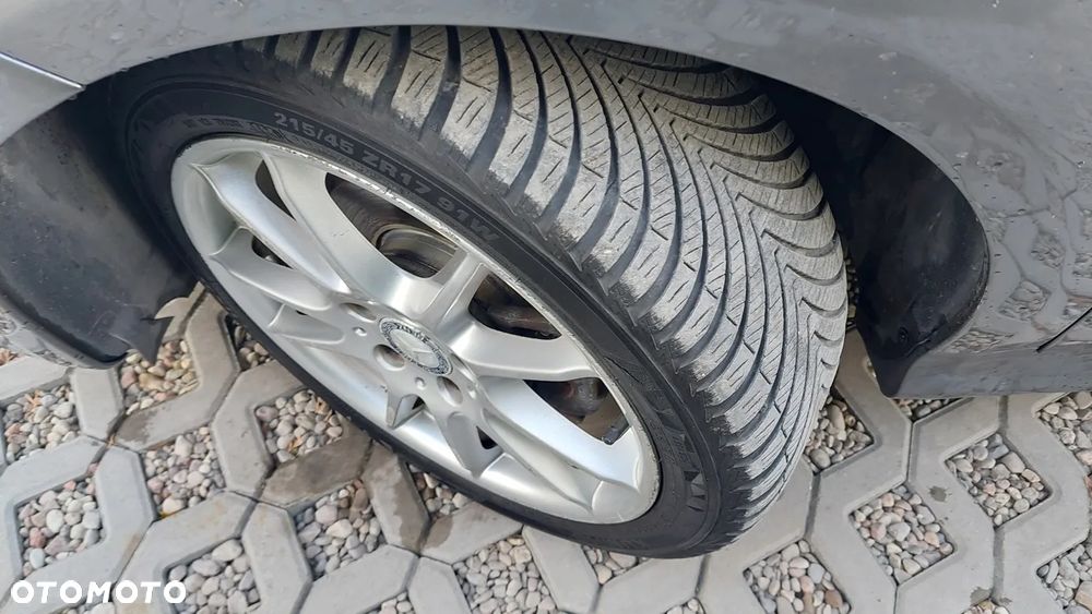 Mercedes-Benz Klasa B - 17