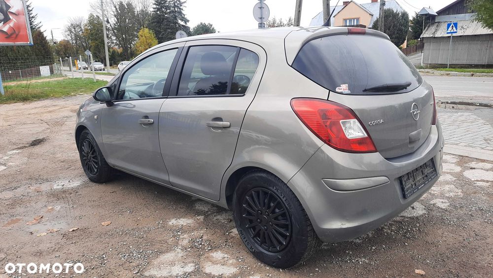 Opel Corsa - 6