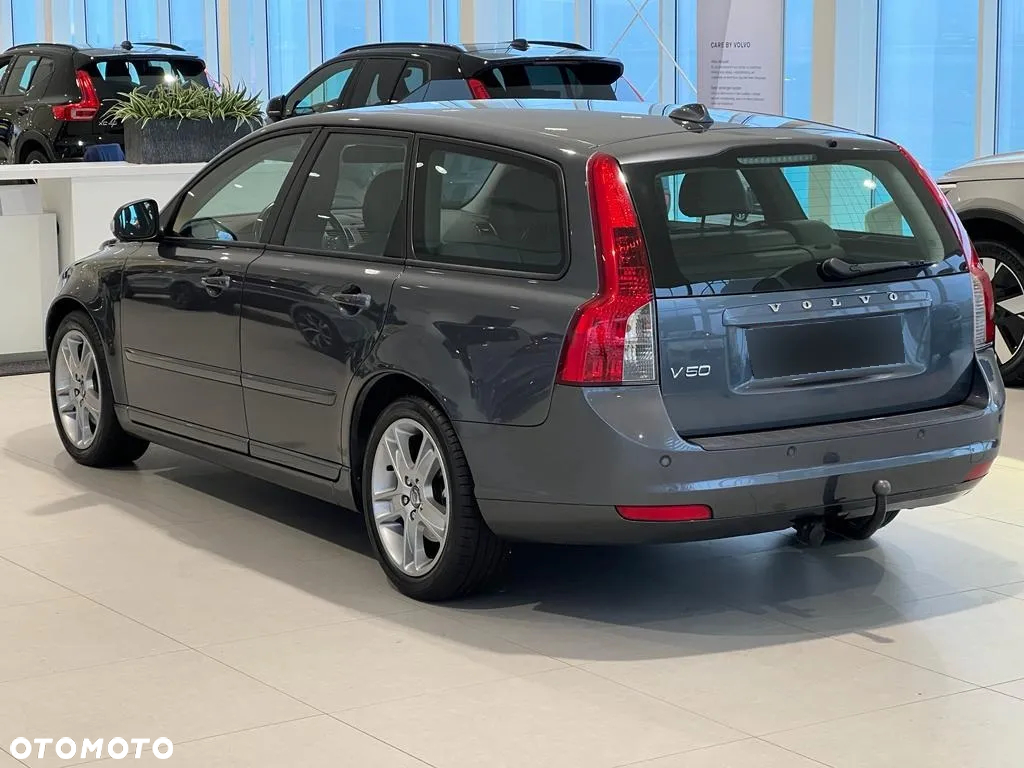 Volvo V50 DPF D4 Geartronic Summum - 4