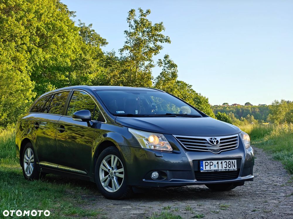 Toyota Avensis 2.0 D-4D Sol - 1