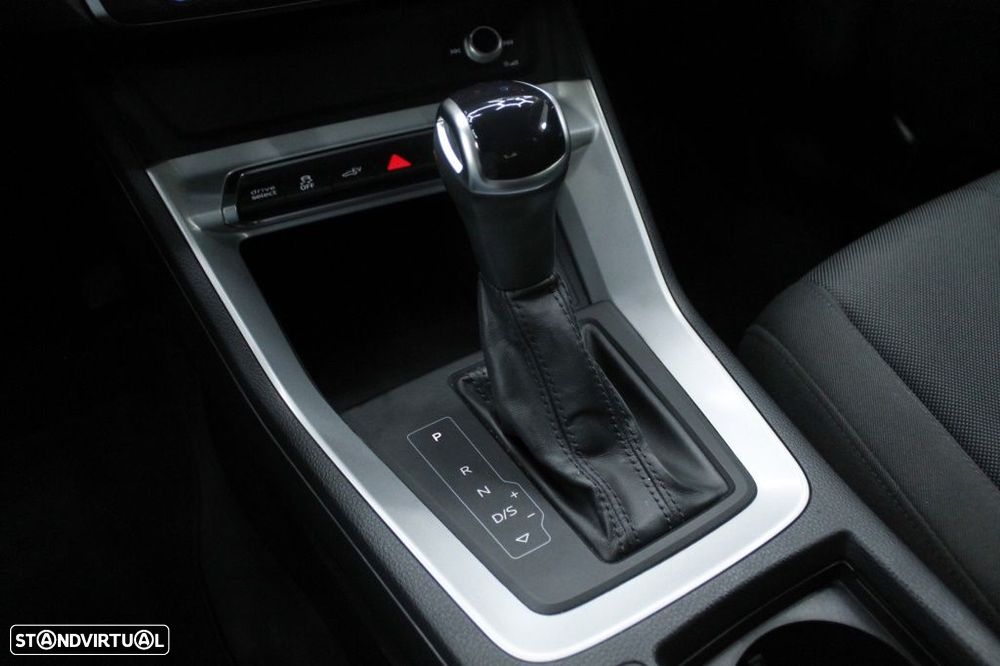 Audi Q3 45 TFSIe S tronic - 35