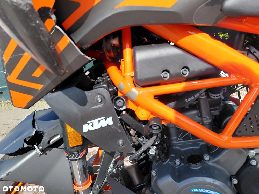 KTM Duke 125 - 15