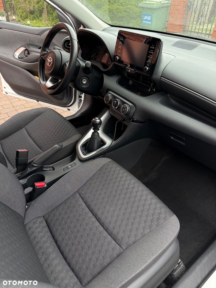 Toyota Yaris 1.5 Comfort - 12