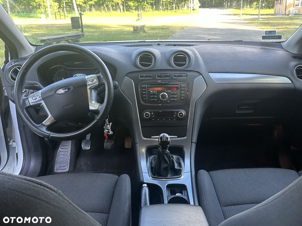 Ford Mondeo - 4