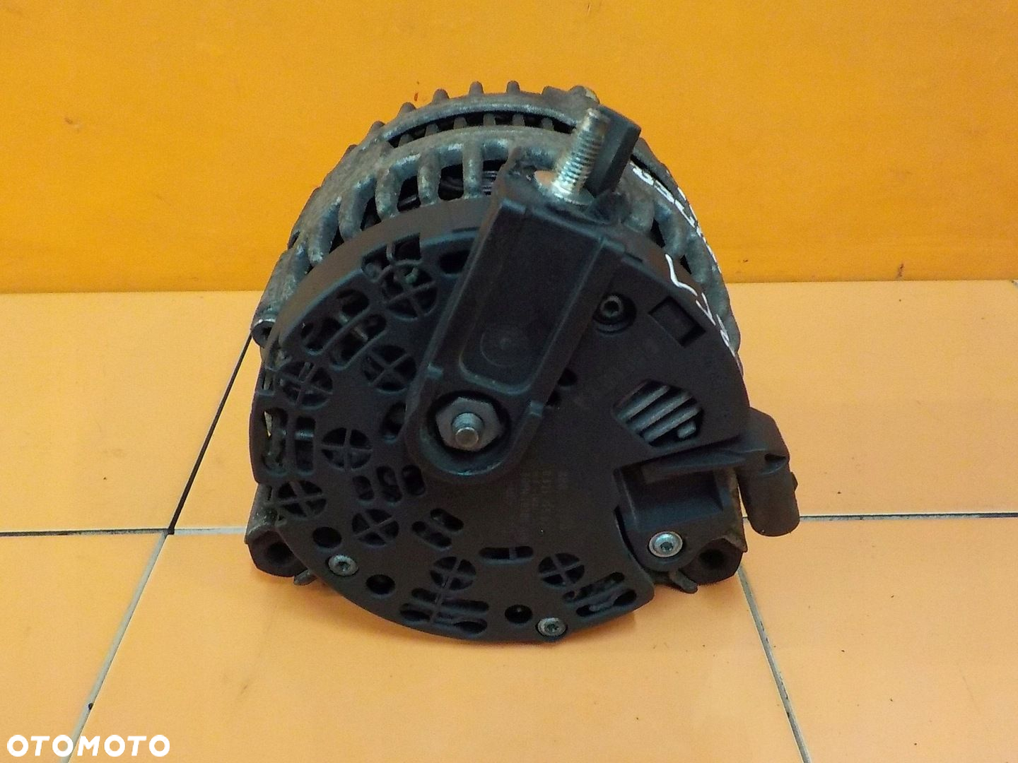 FREELANDER II 2 2.2 TD4 09r alternator 0121615021 - 4