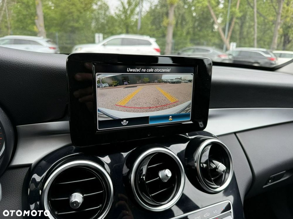 Mercedes-Benz Klasa C 220 d 9G-TRONIC - 25