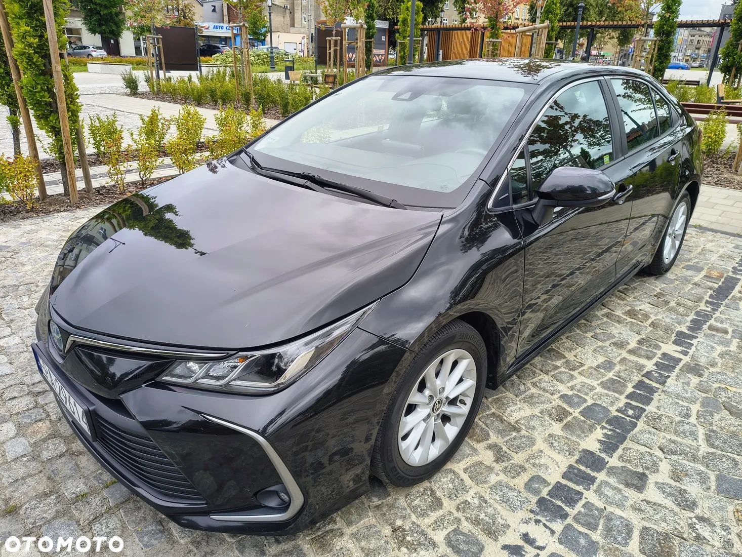 Toyota Corolla 1.8 Hybrid Comfort - 1