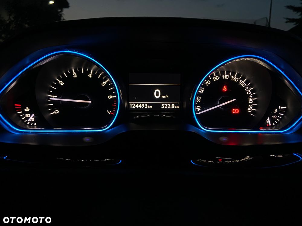 Peugeot 2008 PureTech 110 Stop&Start Allure - 31