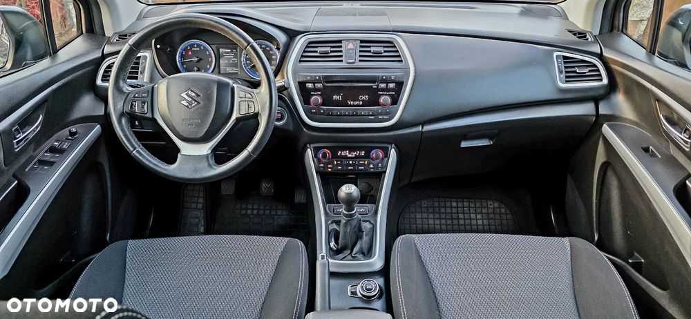Suzuki SX4 S-Cross 1.6 Premium 4WD - 5