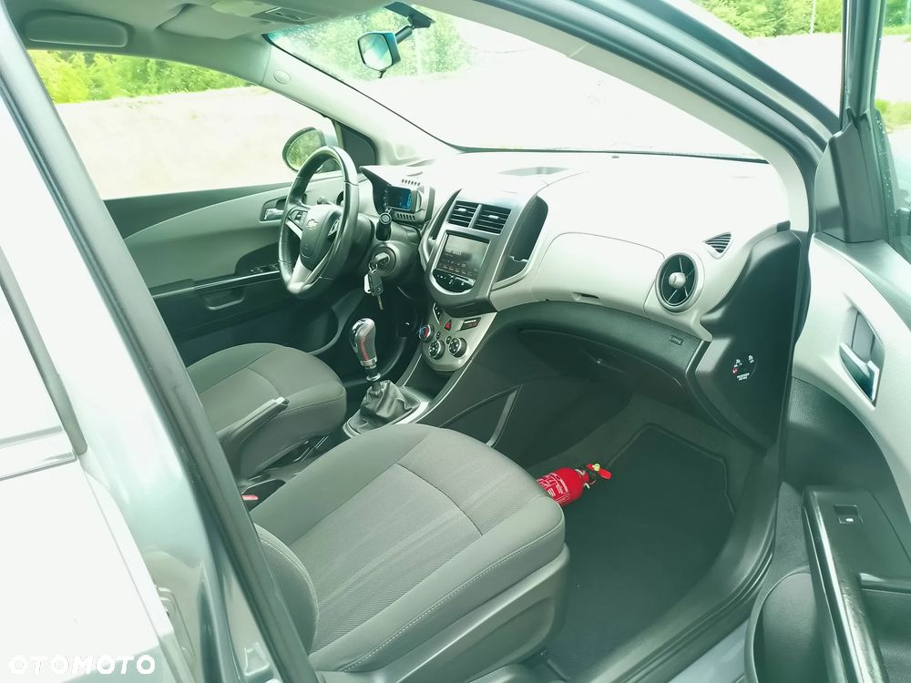Chevrolet Aveo 1.4 16V LT - 22