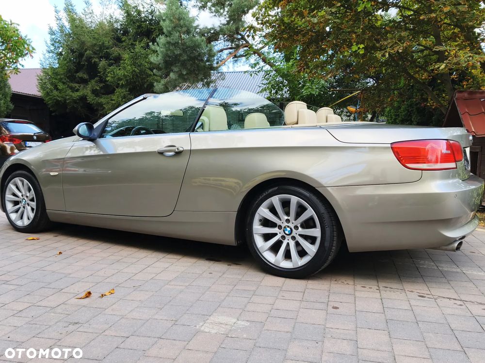 BMW Seria 3 320d - 4