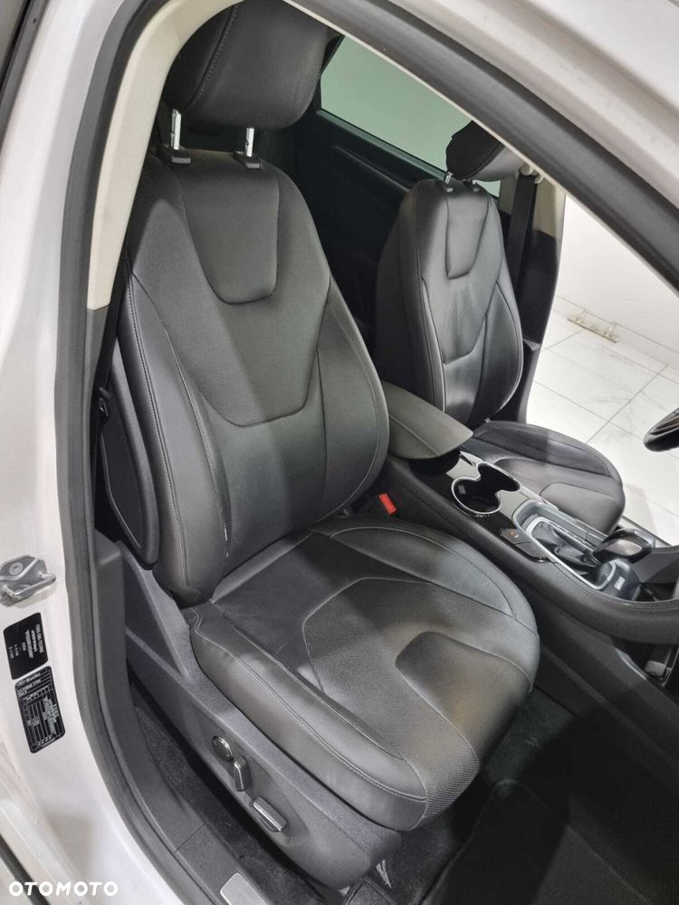 Ford Mondeo - 20