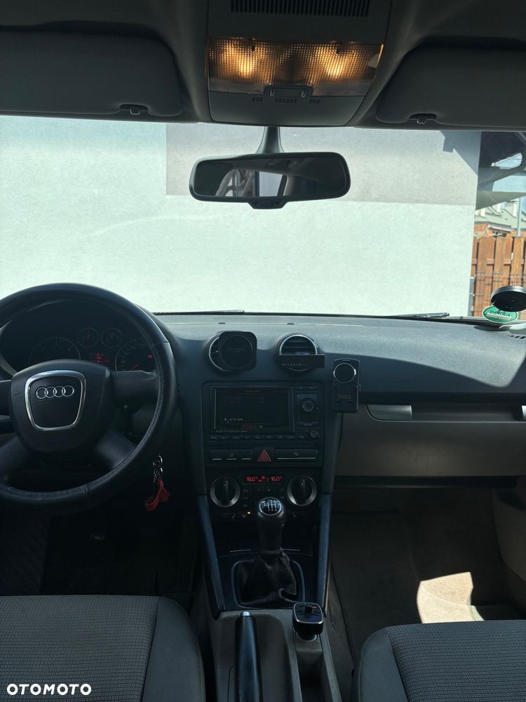 Audi A3 Sportback 2.0 TDI DPF Attraction - 9