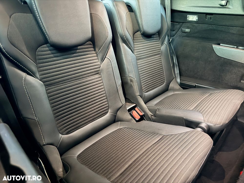 Renault Scenic BLUE dCi 120 BUSINESS EDITION - 20