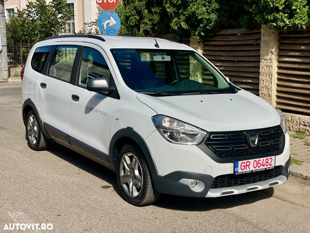 Dacia Lodgy TCe 130 GPF Stepway - 3