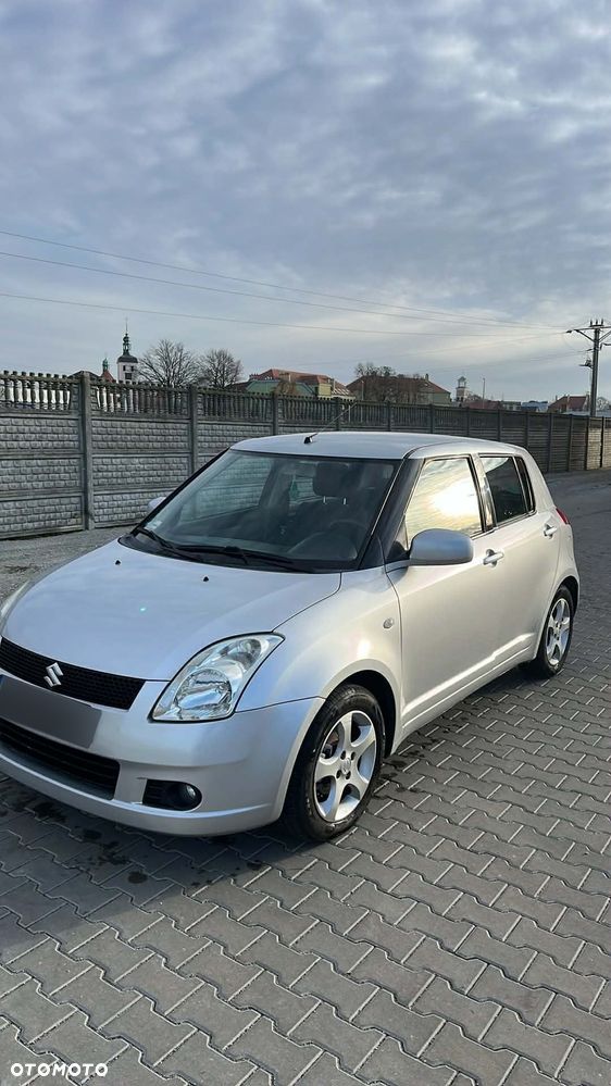 Suzuki Swift 1.3 Comfort - 2