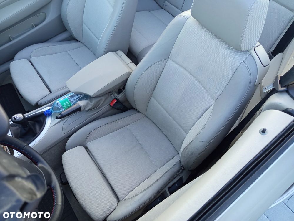 BMW Seria 1 118i Cabrio - 31