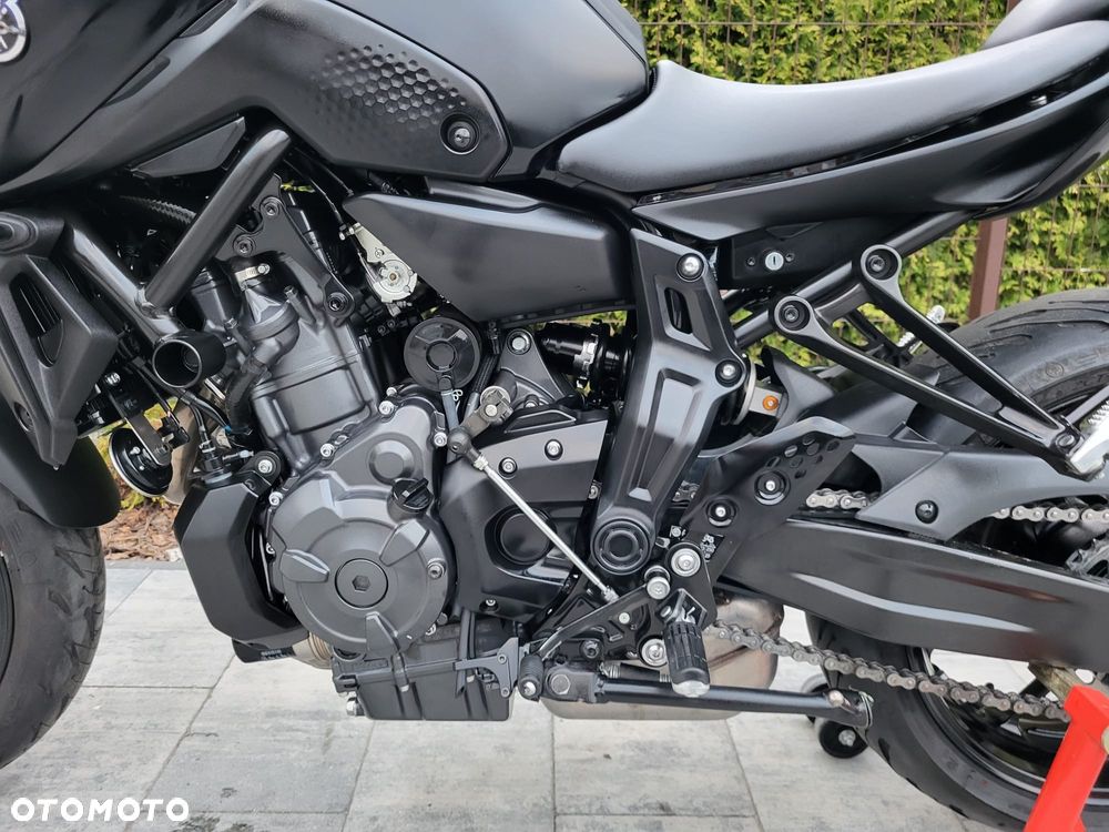 Yamaha MT - 17