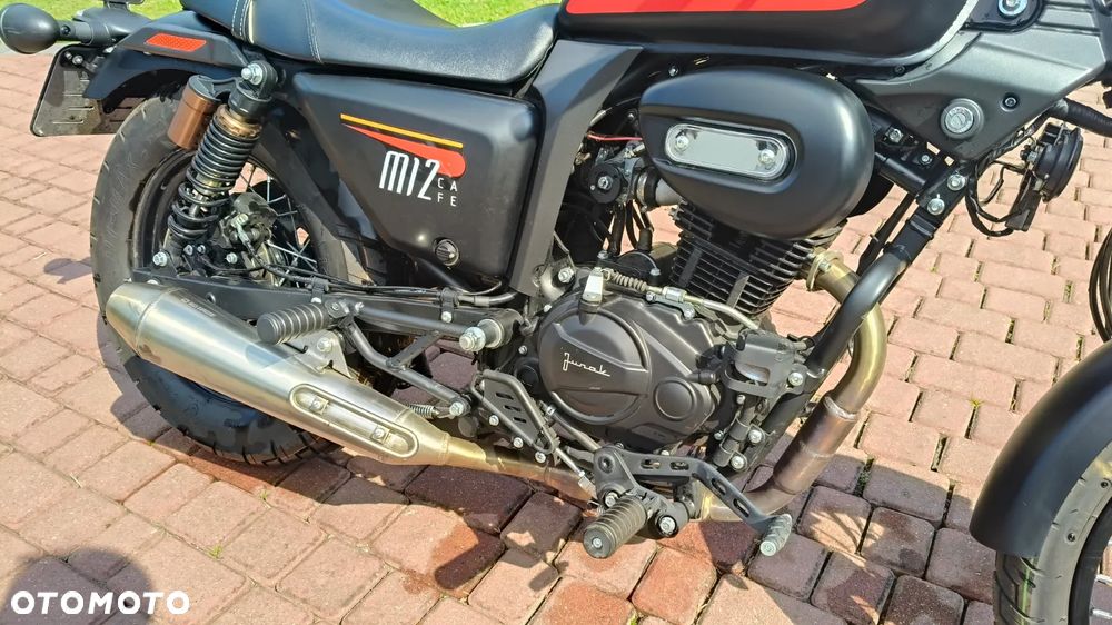 Junak M12 - 7