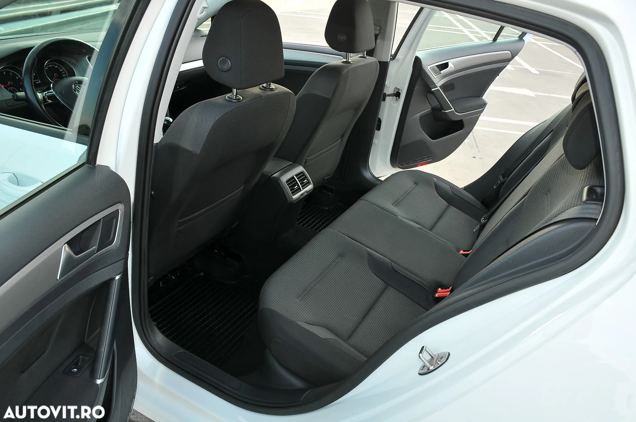 Volkswagen Golf 1.2 TSI BlueMotion Technology Comfortline - 6