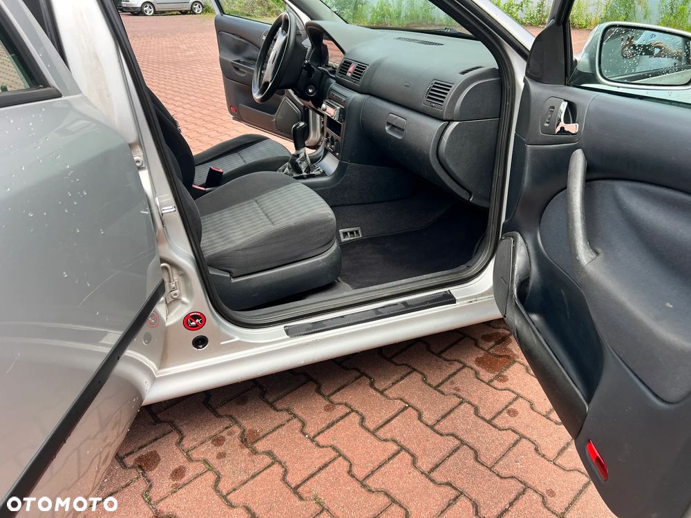 Skoda Octavia 1.6 Combi - 4