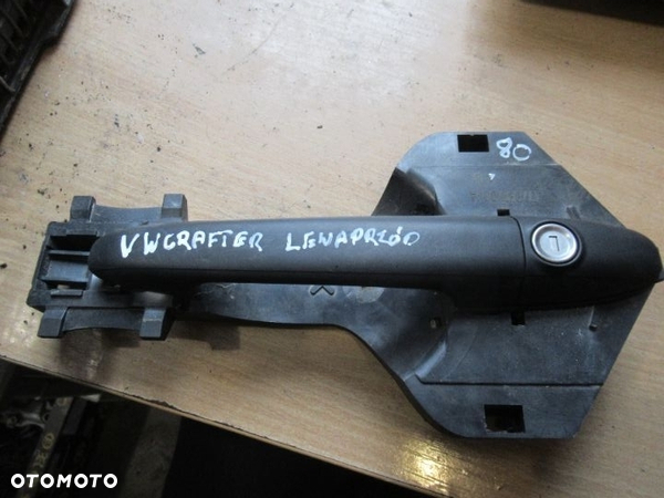 KLAMKA LEWA PRAWA  PRZÓD VW CRAFTER  MERCEDES SPRINTER 906 A9067600934 ,  A9067600070