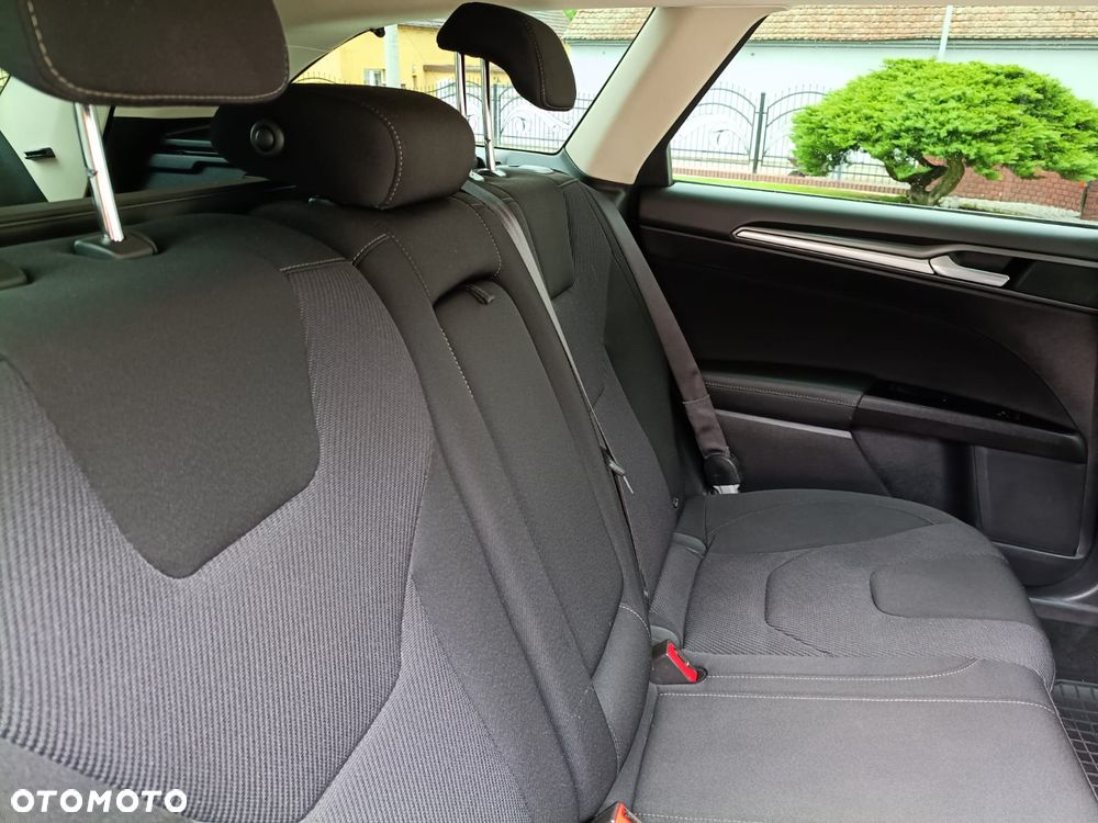 Ford Mondeo 2.0 TDCi ECOnetic Start-Stopp Titanium - 31