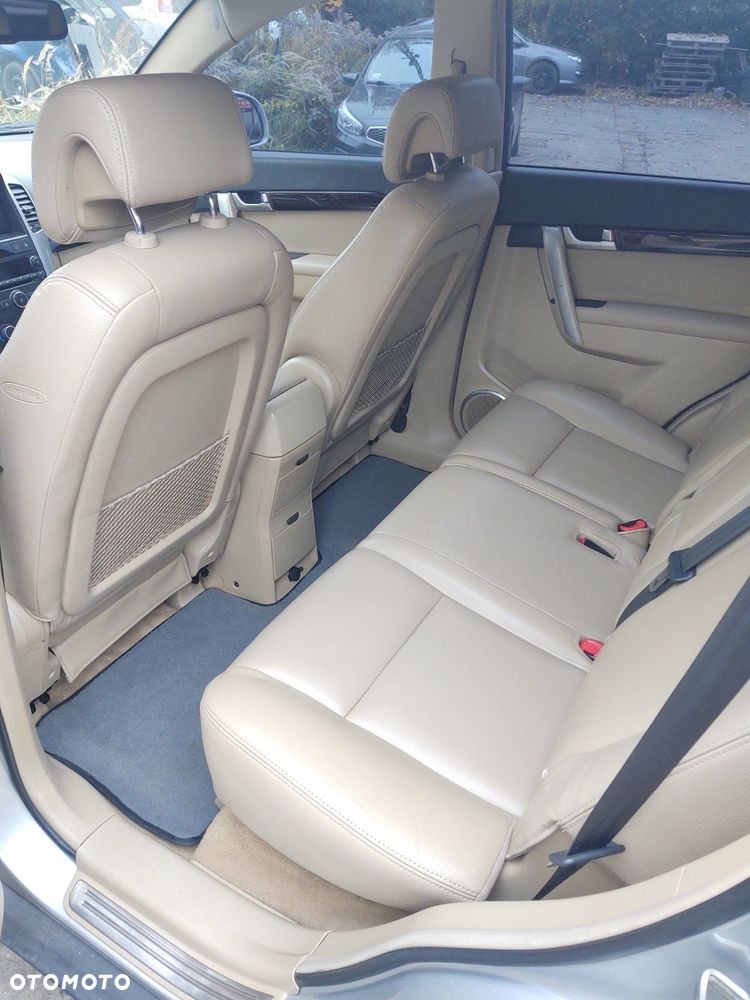 Chevrolet Captiva 2.0 4WD 7 Sitzer Automatik LT - 9