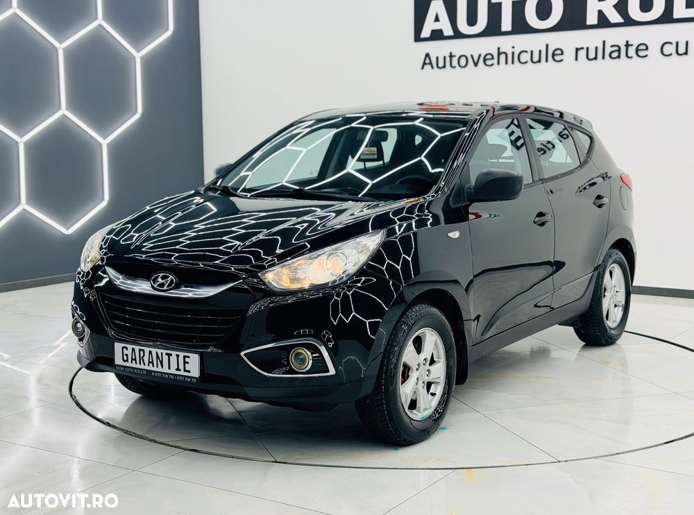 Hyundai ix35 1.7 CRDI 2WD blue Finale Silver - 1