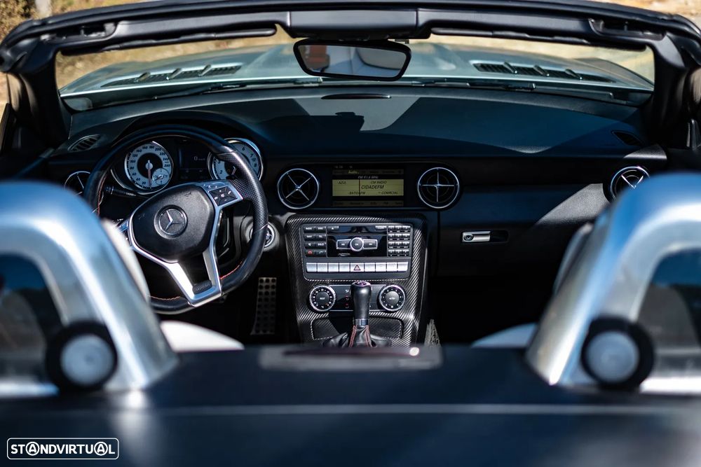 Mercedes-Benz SLK 250 (BlueEFFICIENCY) 7G-TRONIC - 14