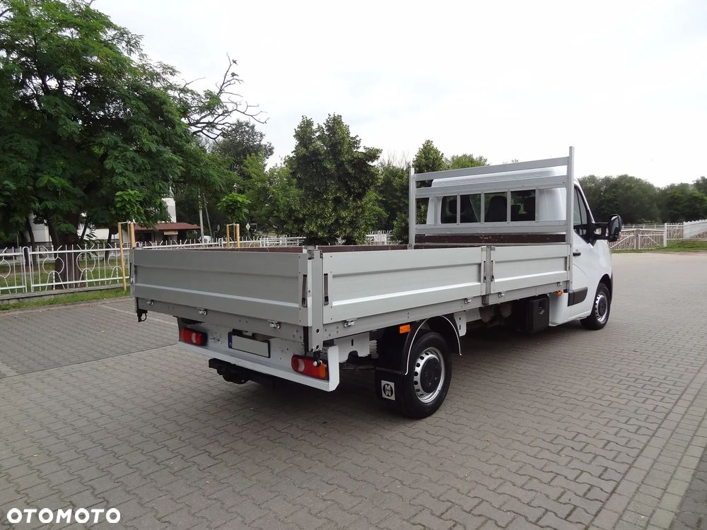 Renault Master Skrzynia 4,0m 2021r - 9