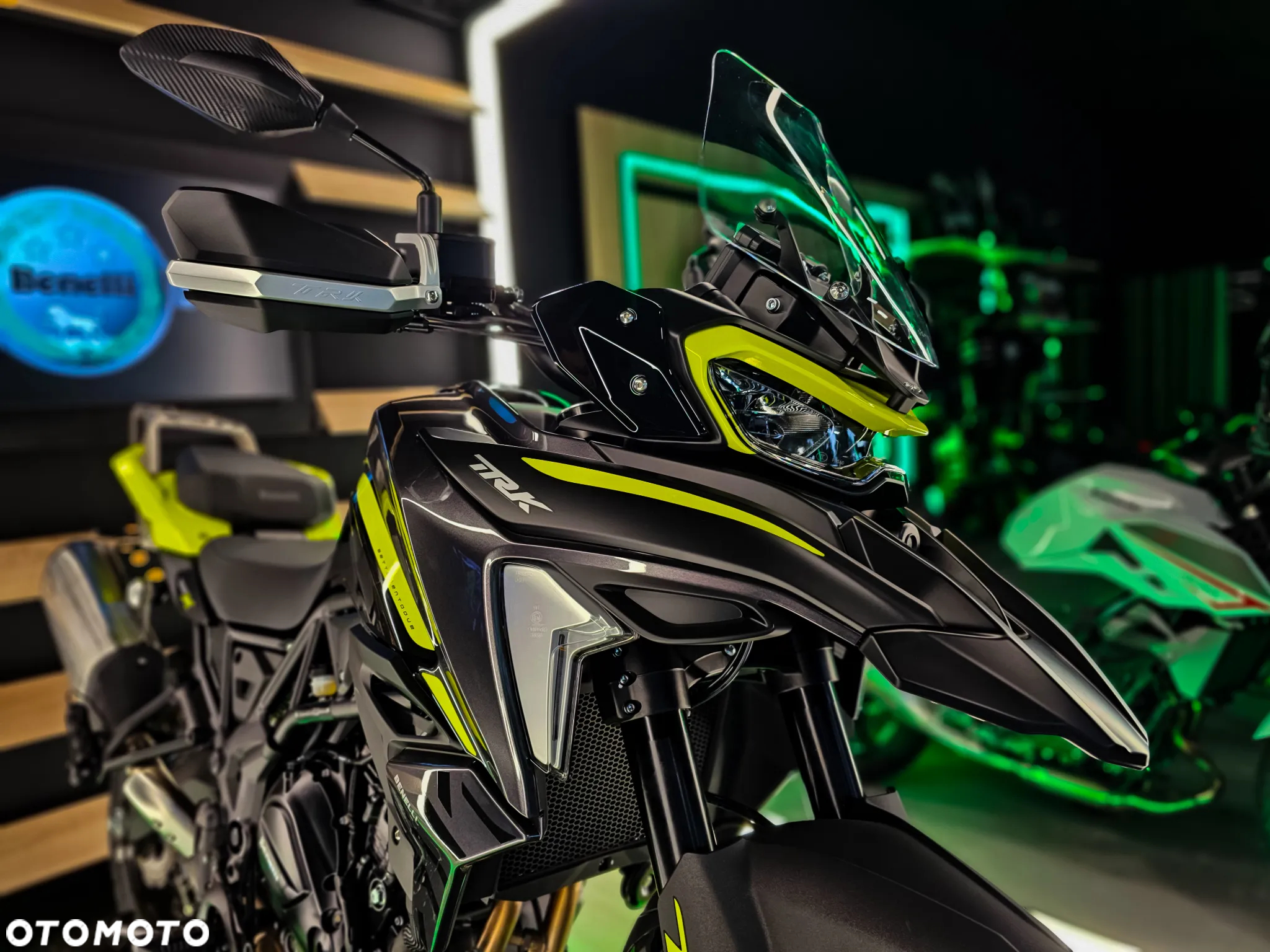 Benelli Inny - 4