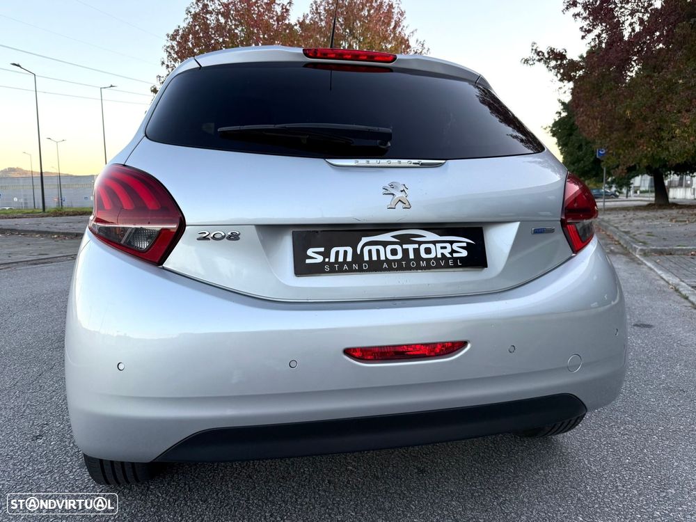 Peugeot 208 1.2 PureTech Allure - 6