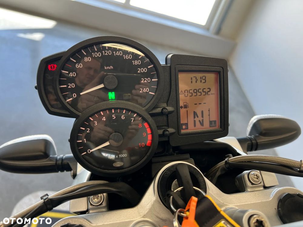 BMW R - 19