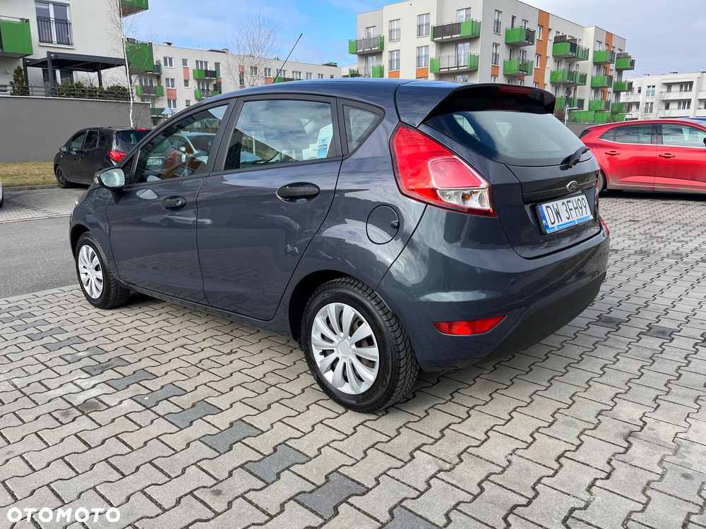 Ford Fiesta 1.25 Trend EU5 - 13