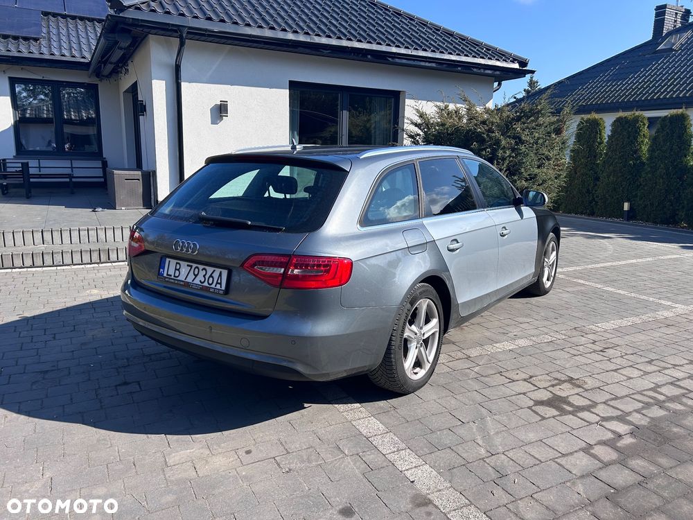 Audi A4 Avant 2.0 TDI DPF quattro S tronic Attraction - 15