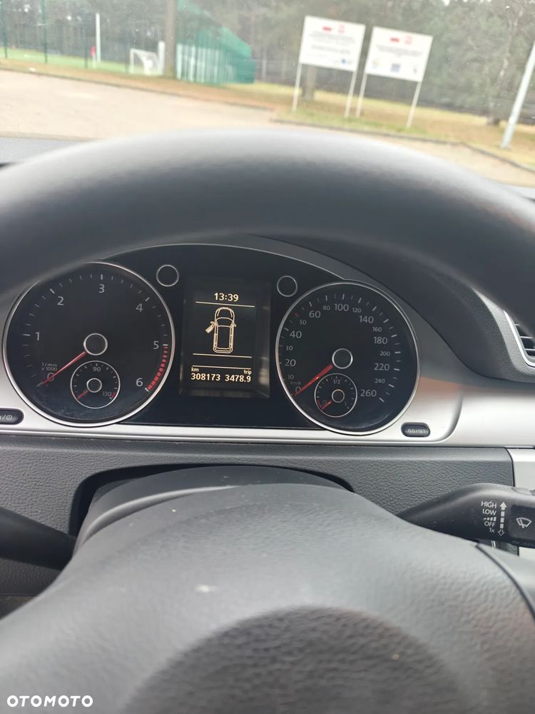 Volkswagen Passat 1.6 TDI BlueMotion Technology Trendline - 7