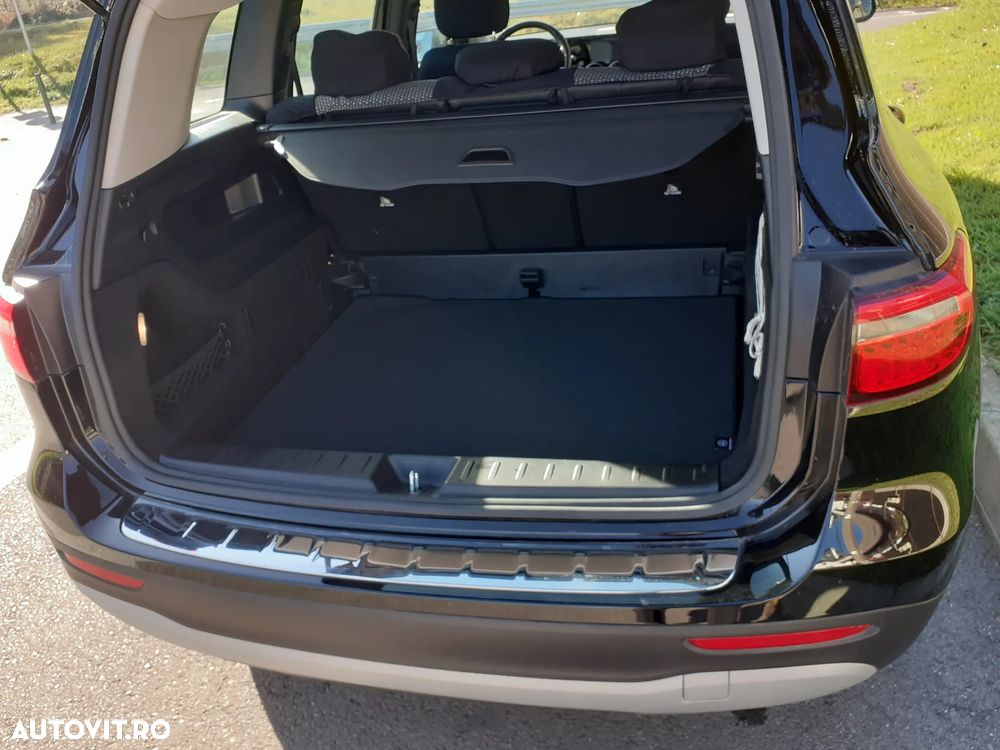 Mercedes-Benz GLB - 10