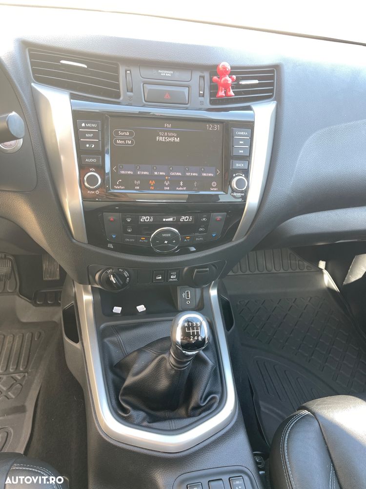 Nissan Navara - 32