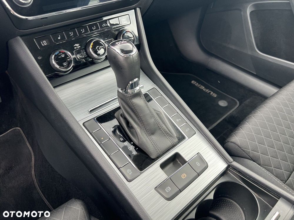 Skoda Superb 1.5 TSI Ambition DSG - 21