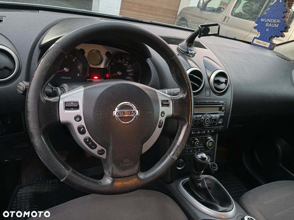 Nissan Qashqai 2.0 dCi 4x4 Lounge - 4