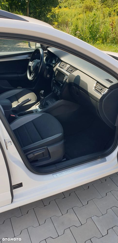Skoda Octavia 2.0 TDI Ambition EU6 - 12