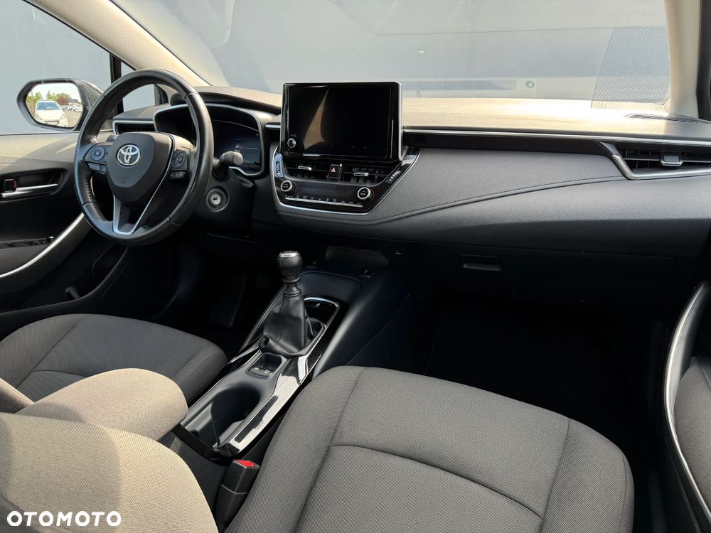 Toyota Corolla 1.5 Comfort - 23